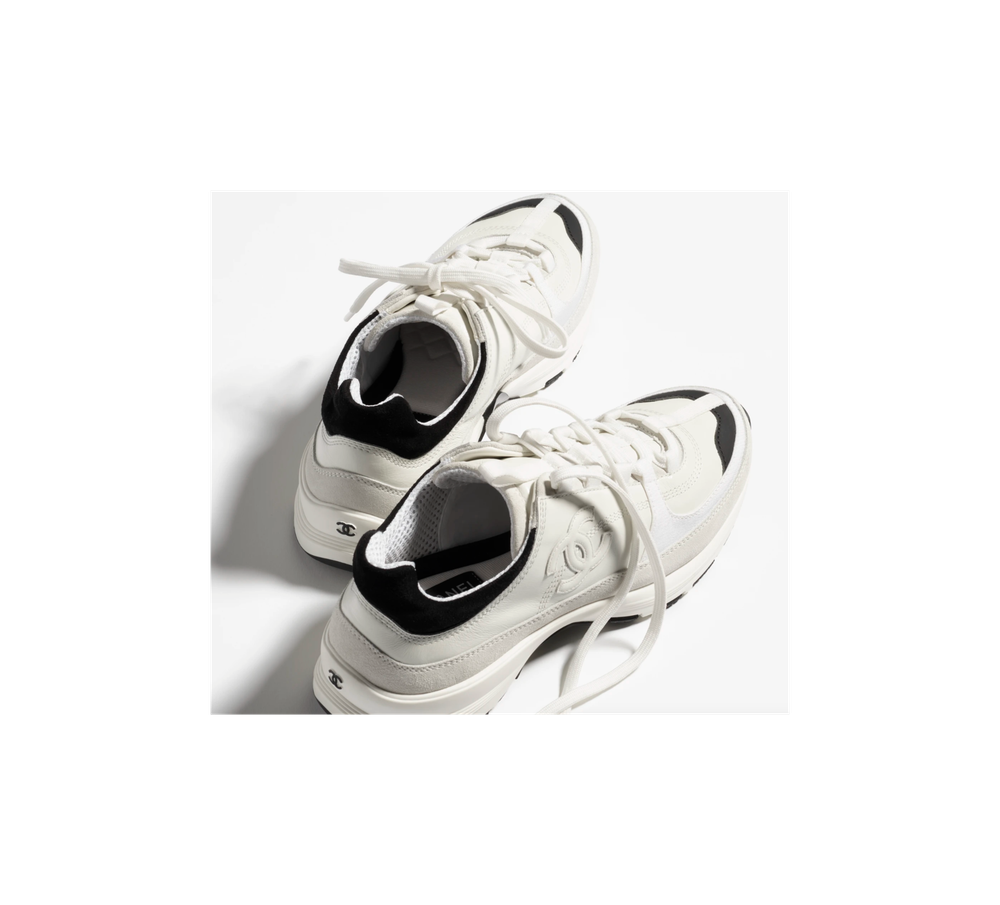 Женские кроссовки Chanel Métiers d’Art 2024/25 – Calfskin & Suede Calfskin, White & Black