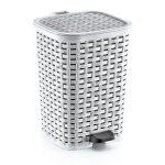 Ведро мусорное с педалью 6 л плетёное белшт