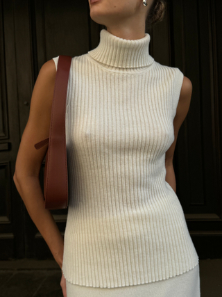 Топ TATUM, молочный