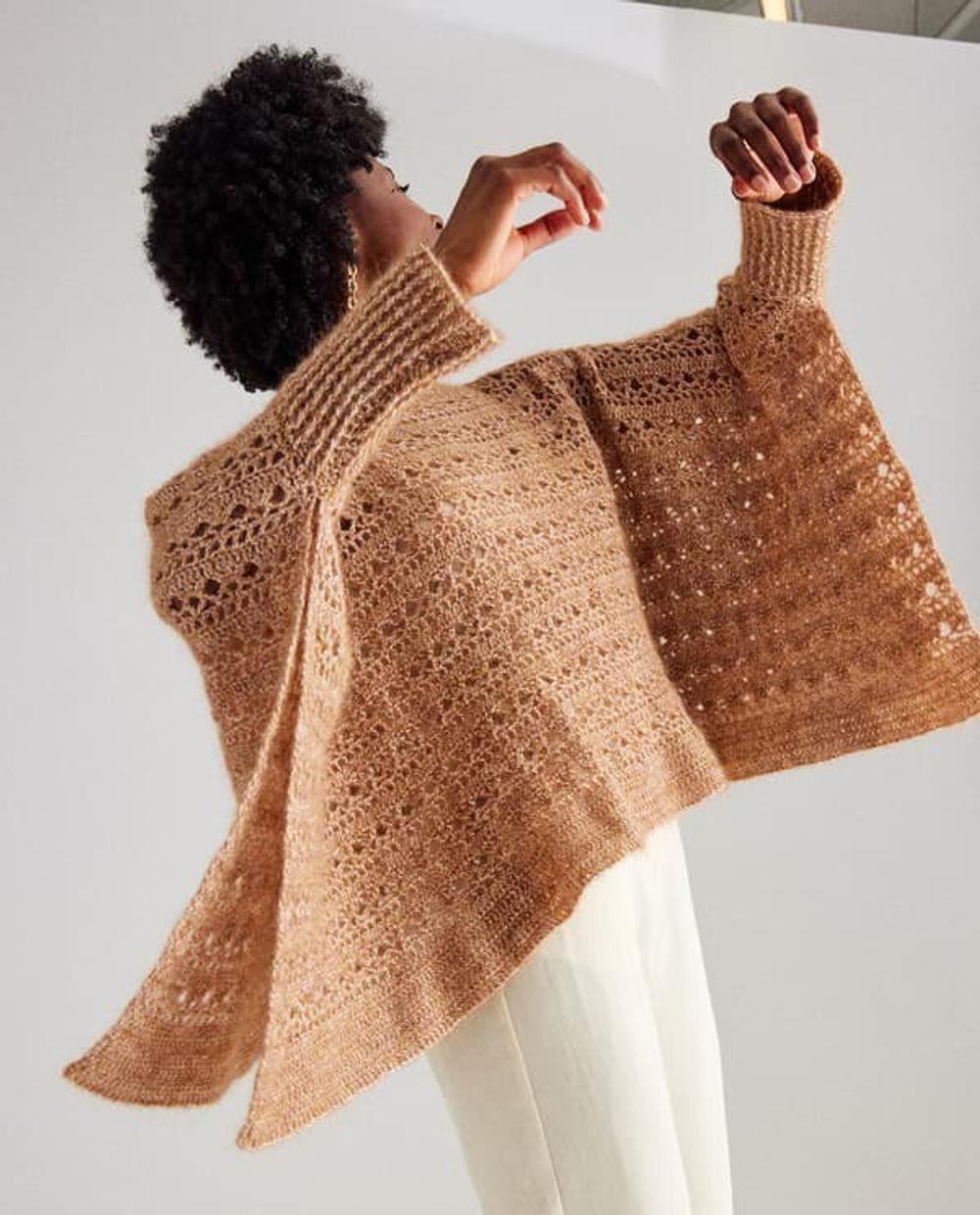 Пончо крючком "Phildar"