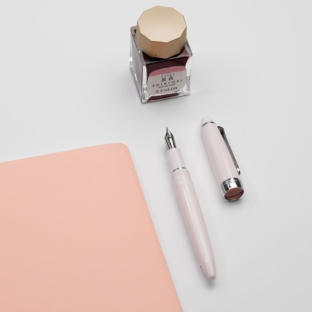 Ручка перьевая Sailor Shikiori Sakura Pink RT с пером F (11-0500-231) 3