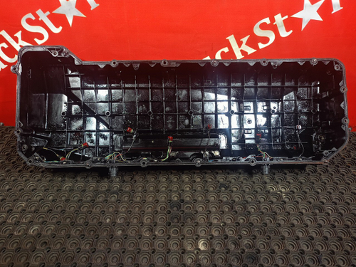 Клапанная крышка