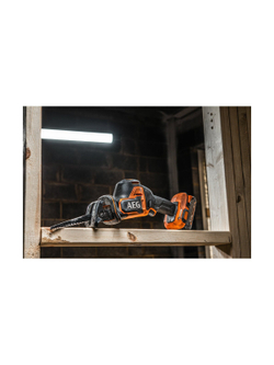 Сабельная бесщеточная пила BUS18SBL-0 AEG 4935479662