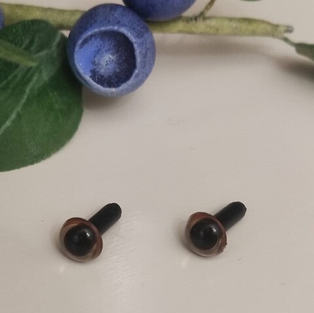 Глаза пластик со зрачком, 4 мм (1 пара)