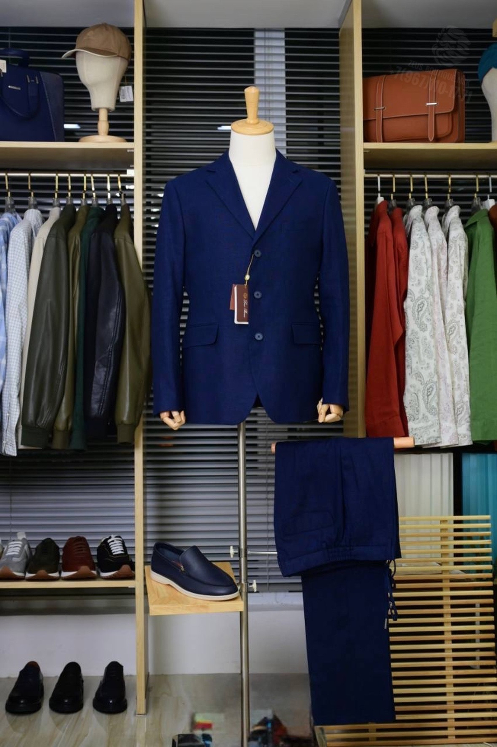 Льняной костюм Loro Piana