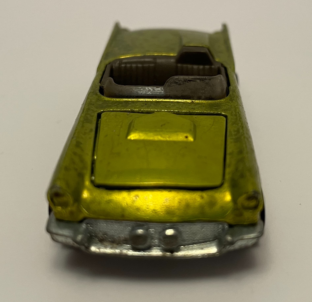 Hot Wheels Redline Classic '57 T-Bird (Antifreeze) (1969)