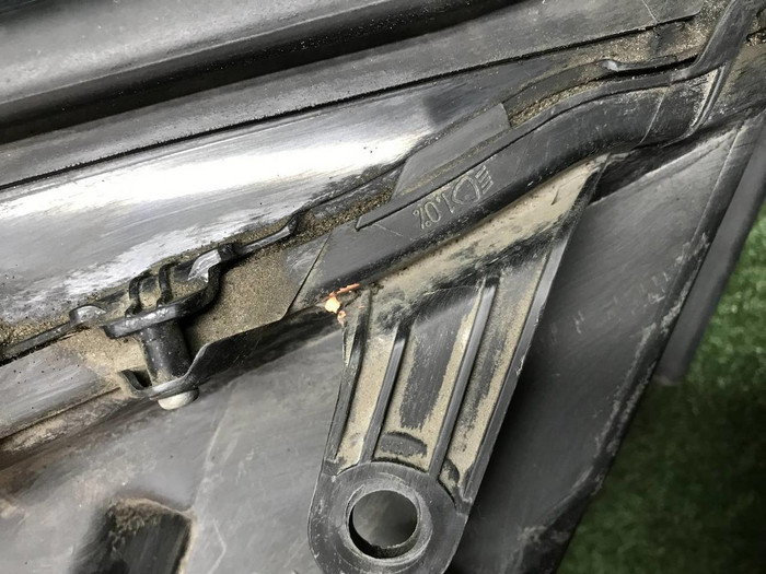 Фара левая Lexus ES 7 (2018-2021) LED