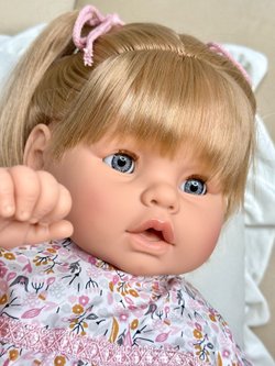 Кукла Berbesa мягконабивная 62см Dulzona (8070S)