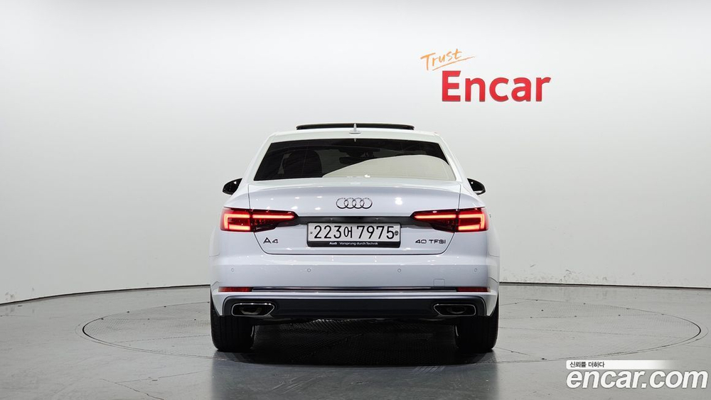 Audi A4 (B9) 40 TFSI Premium (12.2019)