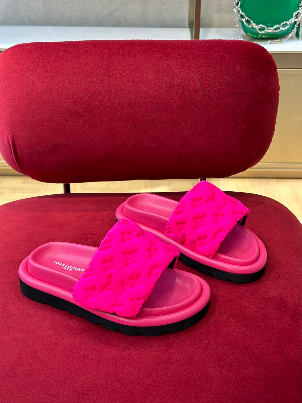 Louis Vuitton Pool Pillow Flat Comfort Mule