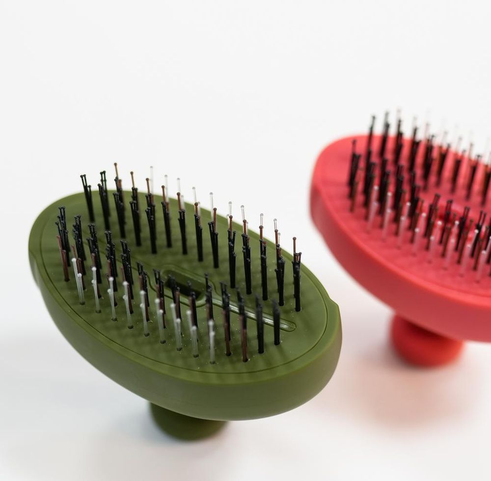 S-HEART-S Расческа для домашних животных Animaux Brush (оливковая)