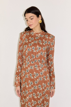 Платье силуэтное