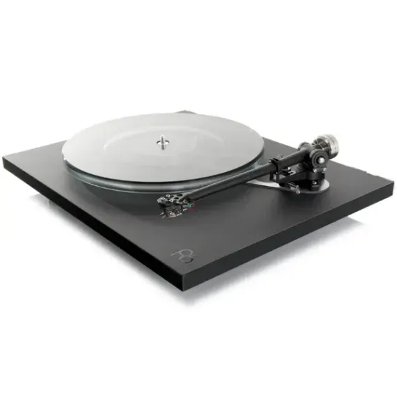 Rega Planar 6 (Ania) Black