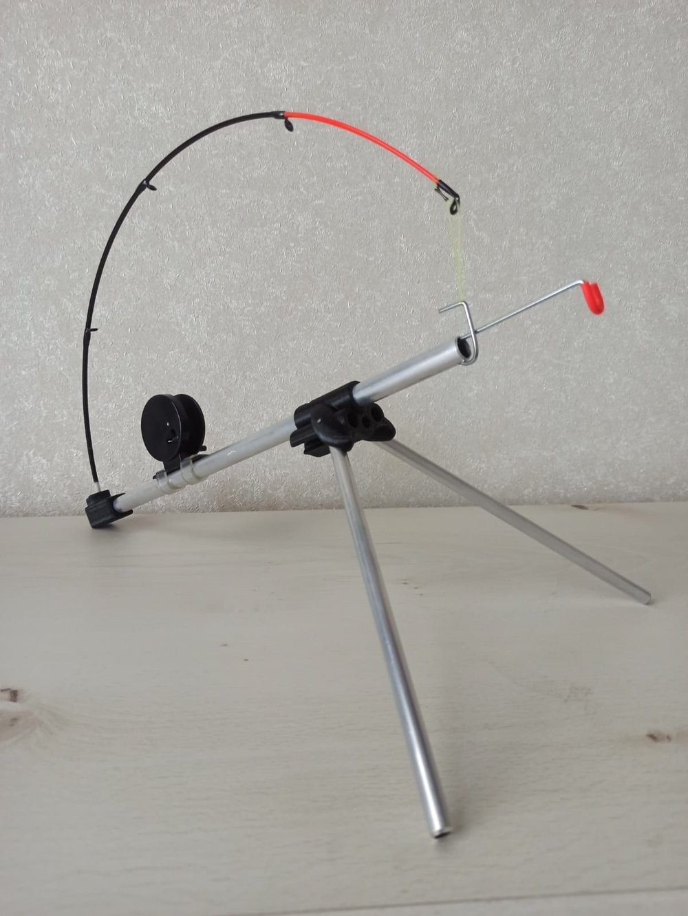 Самоподсекающая удочка поставушка Муха