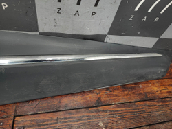 Накладка двери передней правой Renault Kaptur 16-22 Б/У Оригинал 808201805R