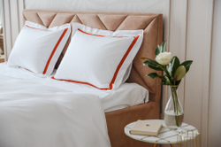 Постельное белье cемейное Сlaire&Caroll Nuage белое с оранжевым кантом