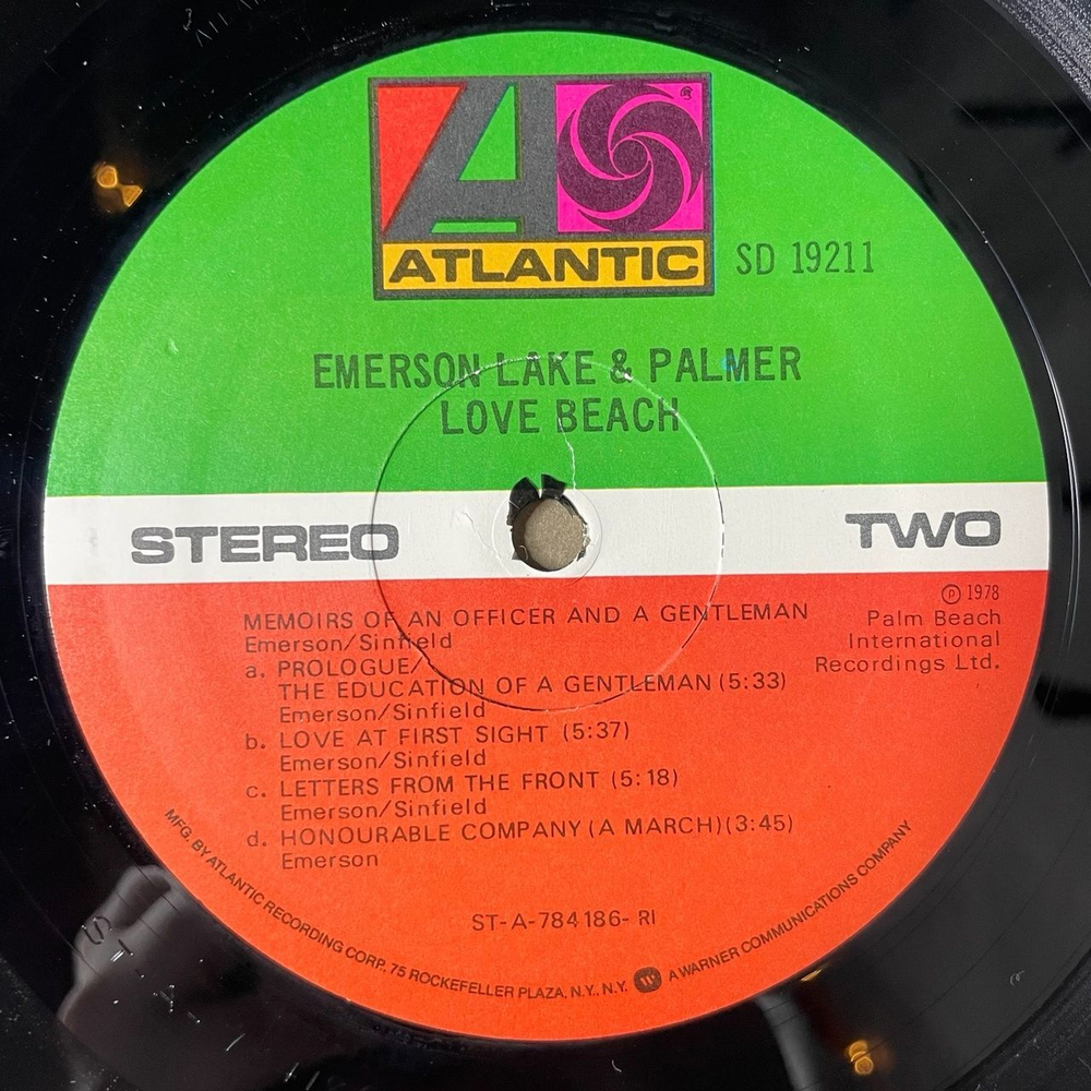 Винтажная виниловая пластинка LP Emerson, Lake and Palmer Love Beach (USA 1978) Canario