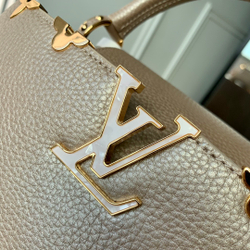 Louis Vuitton Capucines BB