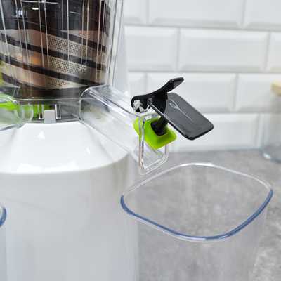 Соковыжималка шнековая 200Вт SA-6513WBK