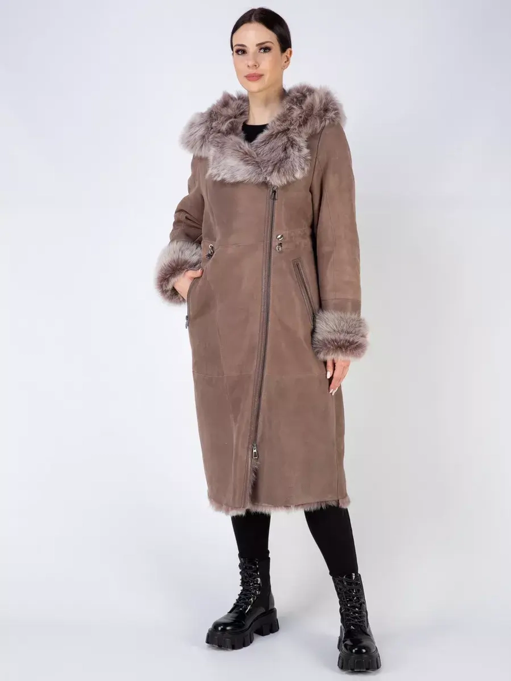 Дубленка зима натуральная с капюшоном длинная