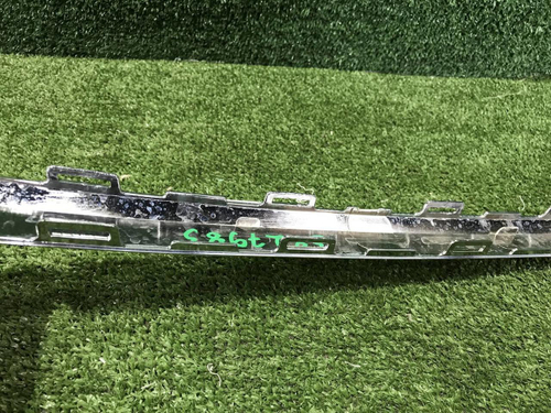 Молдинг заднего бампера Bentley Bentayga (2015-2020)