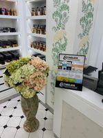 Подставка для выставки косметической продукции