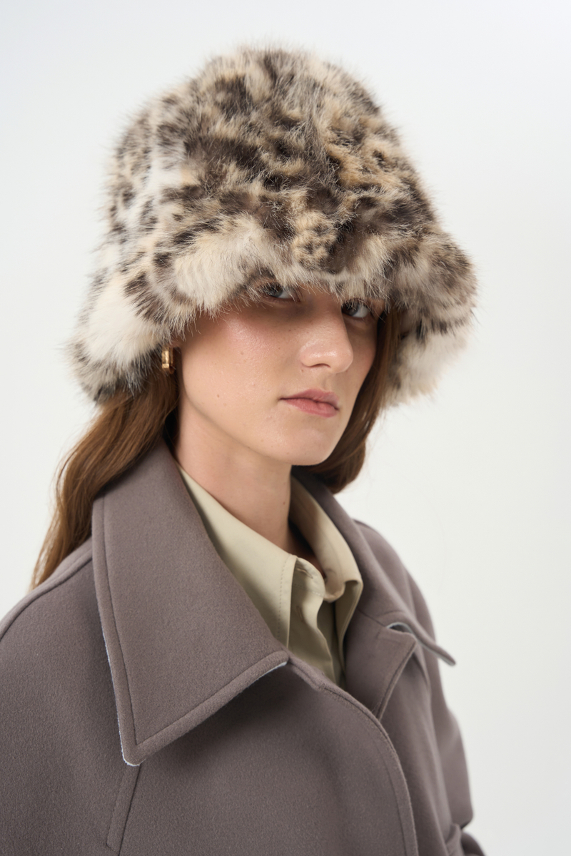 Меховая шапка, леопард