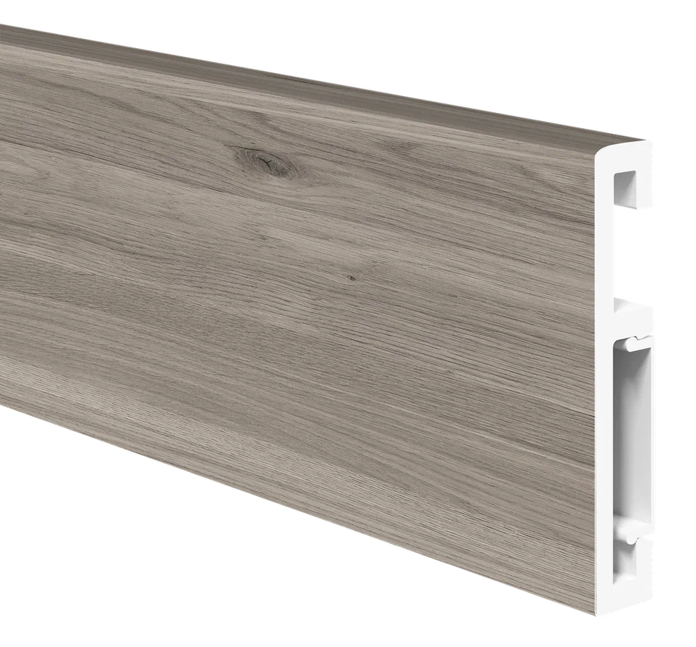 Напольный плинтус ПВХ Foresta Grace Дуб Мавелла дарк FG 027 2000х70х13 мм