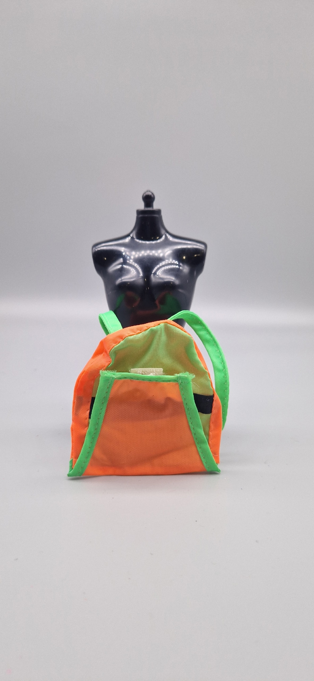 Аксессуар для куклы Барби винтаж - рюкзак 0291