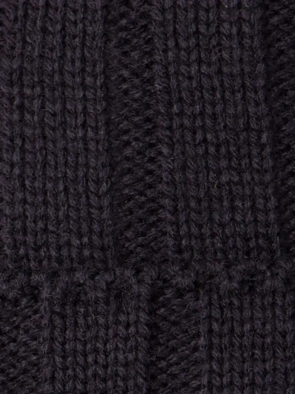 Шапка зимняя для мальчика на завязках и снуд