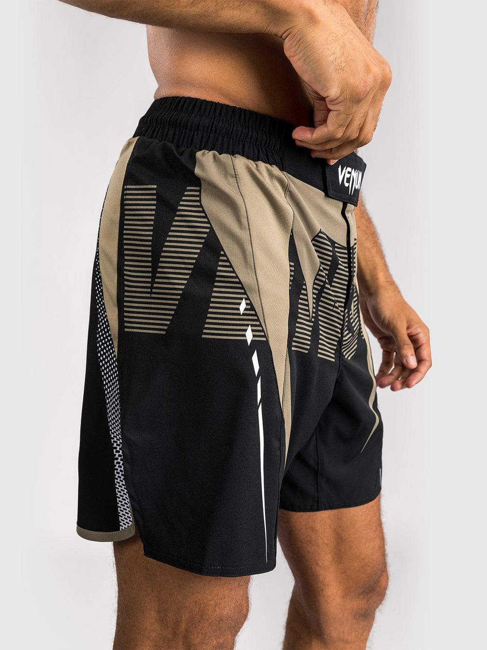 Шорты ММА Venum Adrenaline Black/Sand