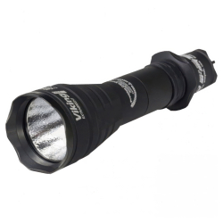 Тактический фонарь Armytek Viking Pro V3 XHP50 (теплый свет) — дальность освещения до 276 метров при яркости 1675 люмен.
