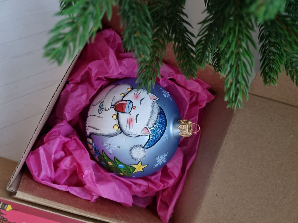 Шар стеклянный " с котико с новым годом! "