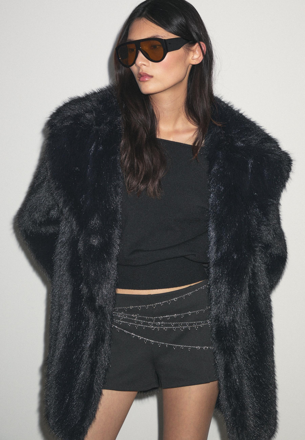 STRADIVARIUS Макси-колье с цепочками и бусинами, серый