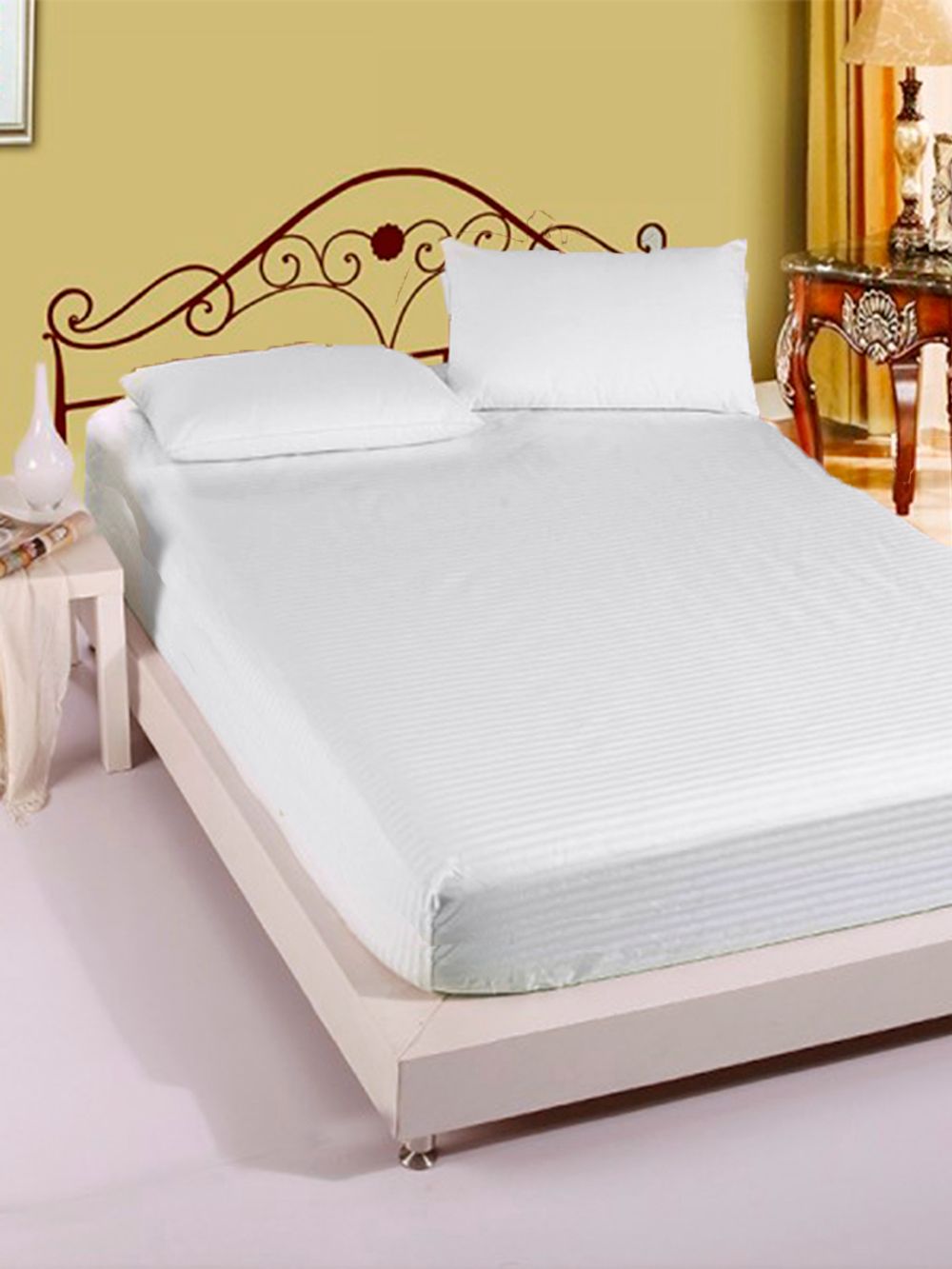 Постельное белье сатин-страйп Milky Garden "Сатин-страйп" евро  Наволочка 50х70 см 2 шт Простынь на резинке 180x200 см Пододеяльник 200x215 см