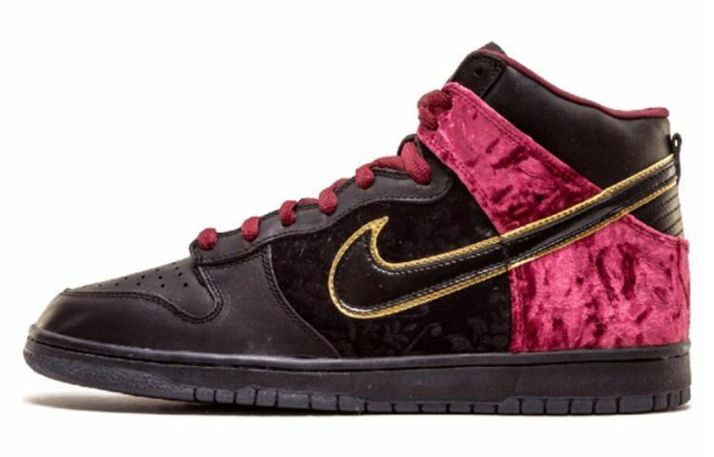 Кроссовки Nike Dunk Sb Premuim Sb Bloody Sunday