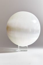 Шар из селенита XL