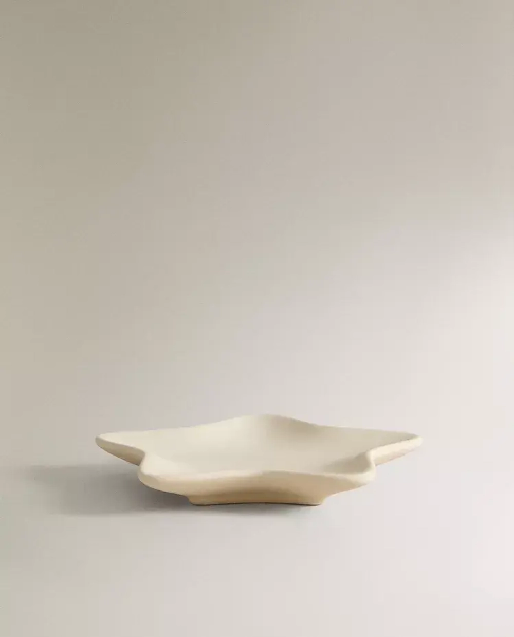 ZARA HOME ДЕТСКАЯ МЫЛЬНИЦА "ЗВЕЗДА", КРЕМОВЫЙ