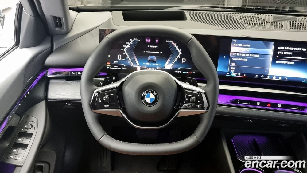 BMW 5 Series (G60) 530i xDrive (12.2023)