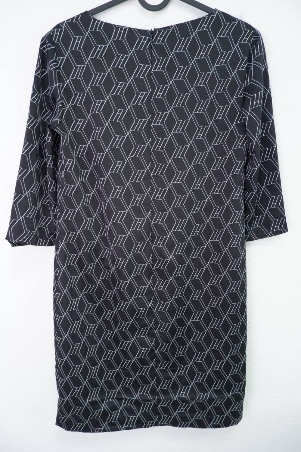 Платье Incity прямого кроя 40 размер