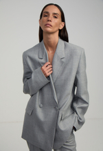 Жакет двубортный серый