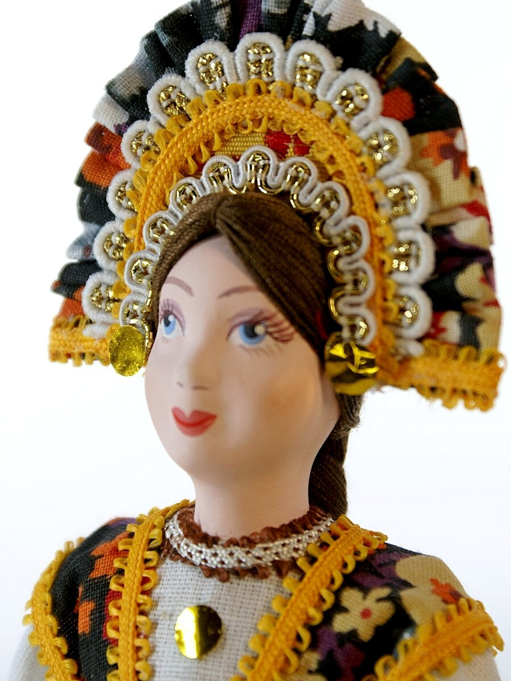 Кукла коллекционная Девушка в русском костюме