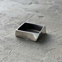 кольцо twisted square