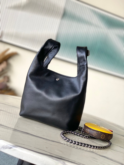 Louis Vuitton Atlantis BB