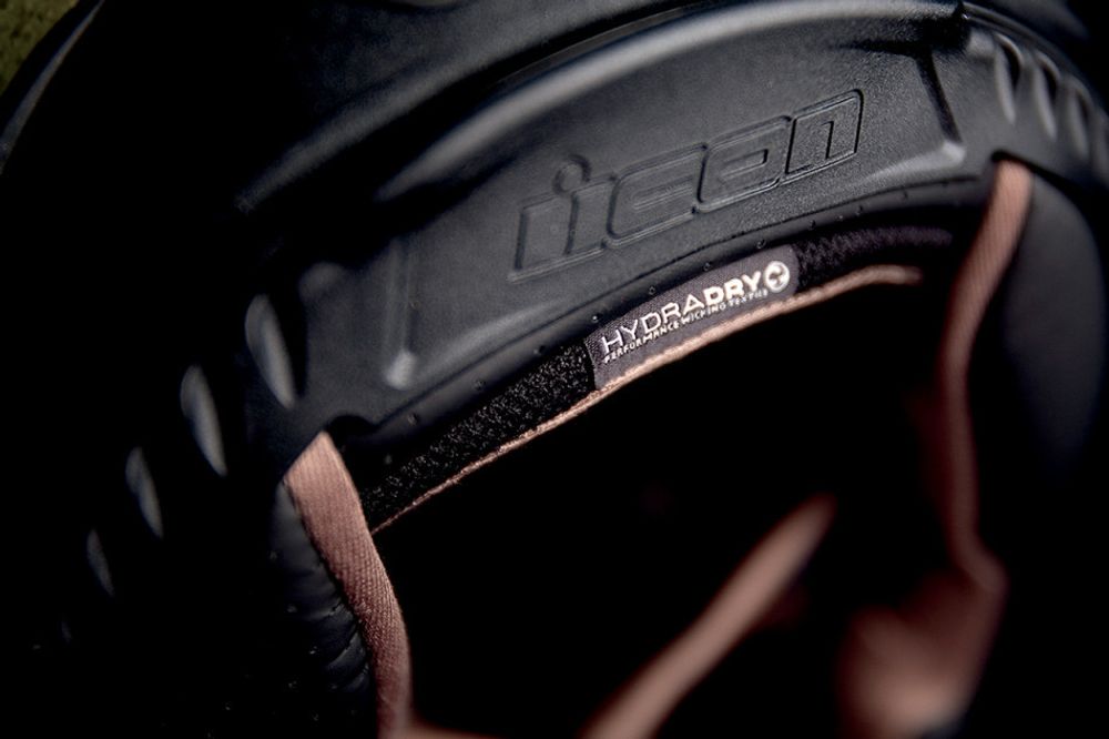 Мотошлем - ICON 1000 VARIANT BATTLESCAR (черный)