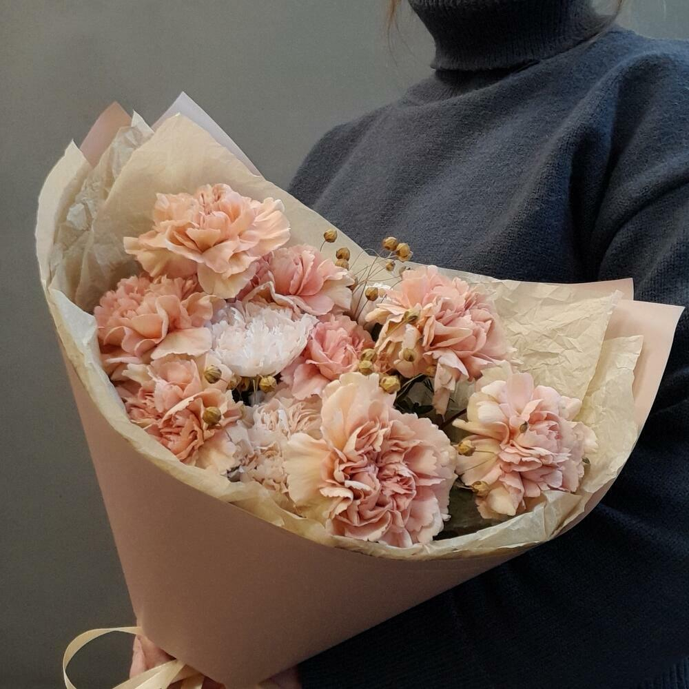 Букет из карамельных гвоздик