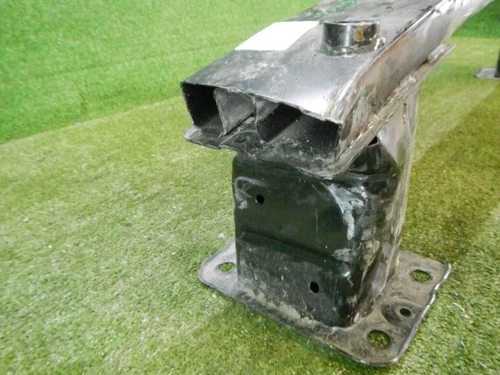 Усилитель передний Kia K5 (2019-2023)