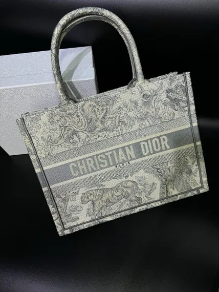 Сумка Dior Book Tote Dioriviera, белый/серый