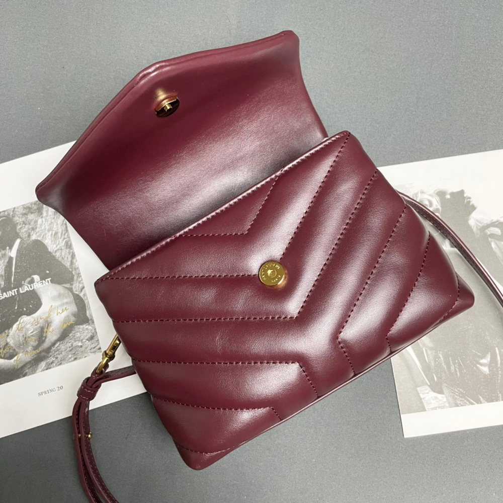 Saint Laurent Loulou 20 cm