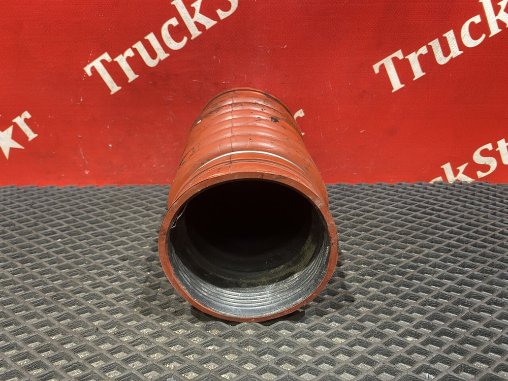 Патрубок интеркулера